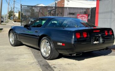 Chevrolet-Corvette-1994-17