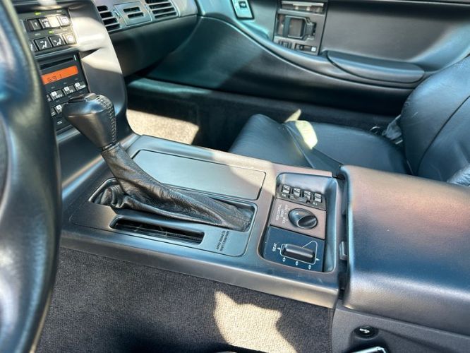 Chevrolet-Corvette-1994-5