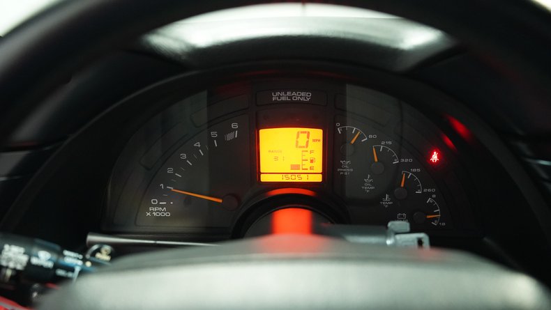 Chevrolet-Corvette-1994-Arctic-White-Red-29
