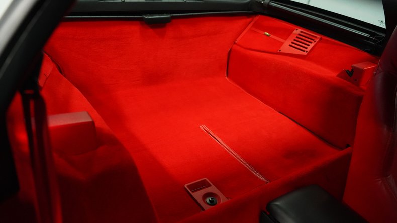 Chevrolet-Corvette-1994-Arctic-White-Red-34