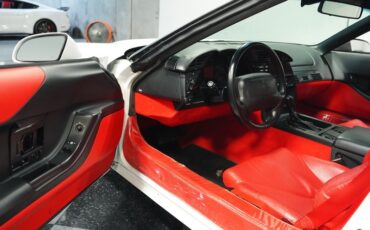 Chevrolet-Corvette-1994-Arctic-White-Red-39