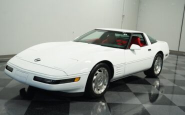 Chevrolet-Corvette-1994-Arctic-White-Red-6