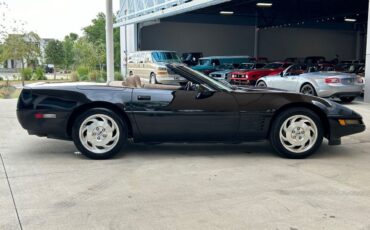 Chevrolet-Corvette-1994-Convertible-4