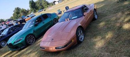 Chevrolet-Corvette-1994-Copper-Metallic-3