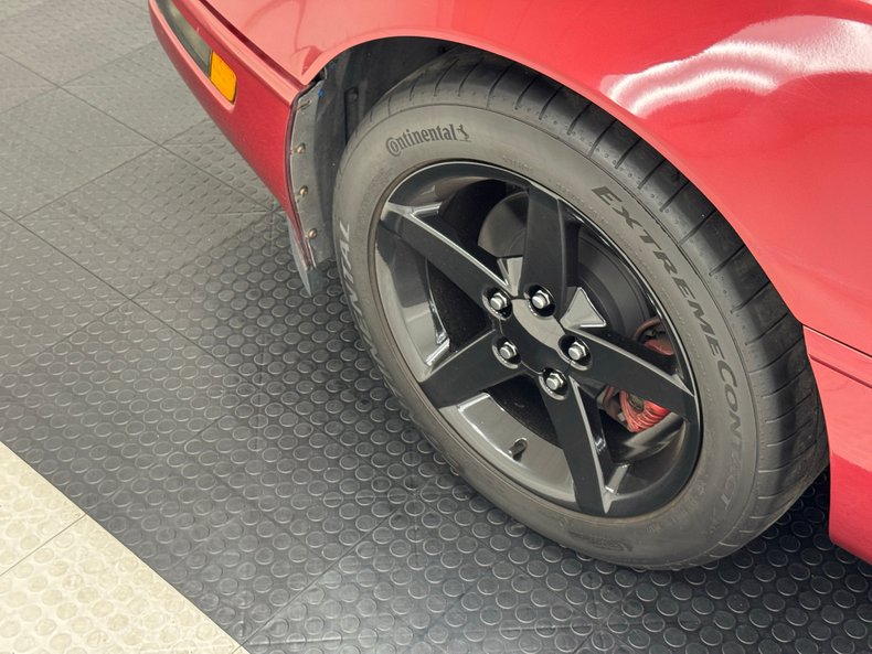 Chevrolet-Corvette-1994-Dark-Red-Metallic-Black-10