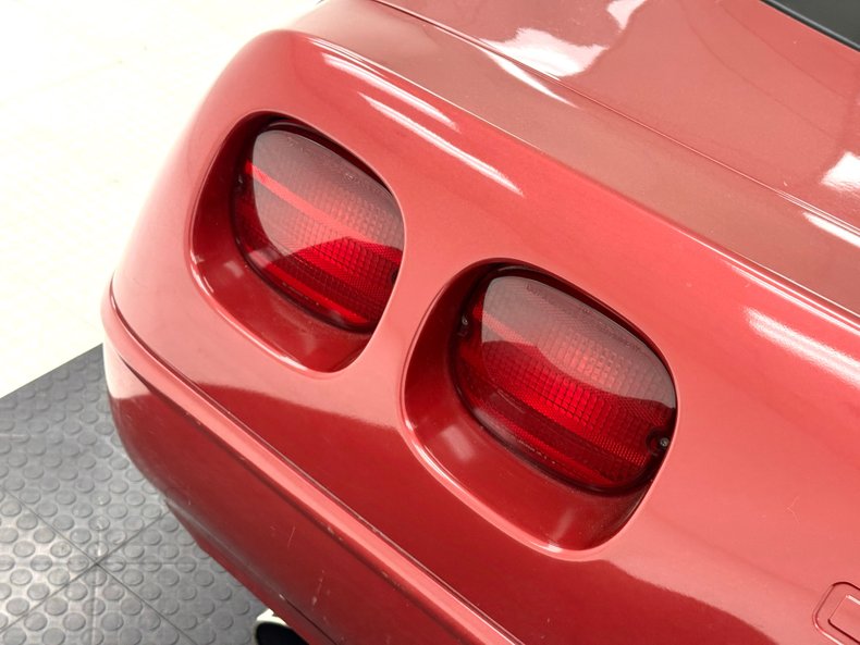 Chevrolet-Corvette-1994-Dark-Red-Metallic-Black-15