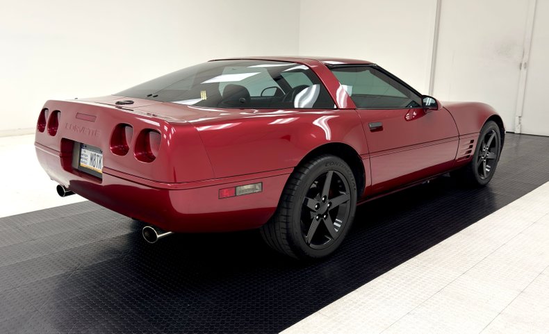 Chevrolet-Corvette-1994-Dark-Red-Metallic-Black-3