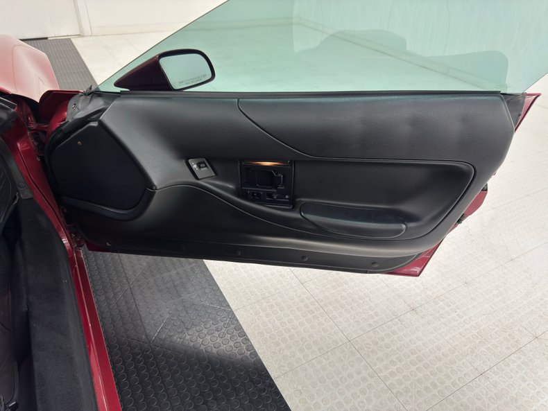 Chevrolet-Corvette-1994-Dark-Red-Metallic-Black-33