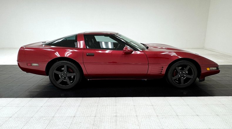 Chevrolet-Corvette-1994-Dark-Red-Metallic-Black-4