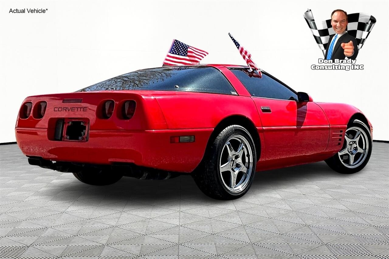 Chevrolet-Corvette-1994-Hatchback-10