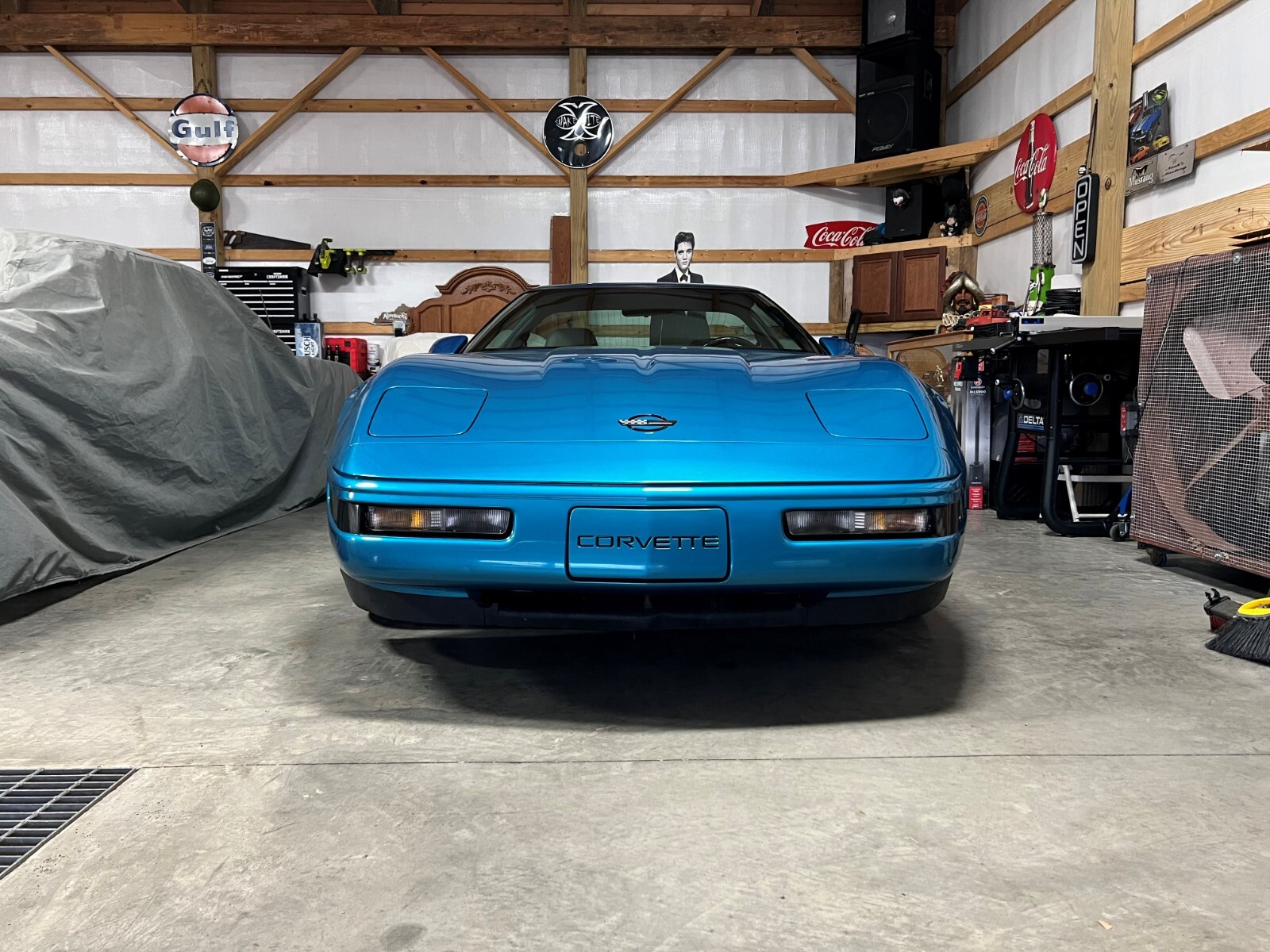Chevrolet-Corvette-1994-Hatchback-2
