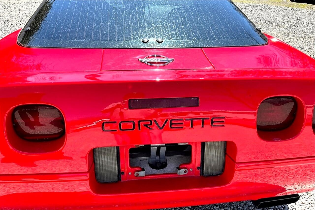 Chevrolet-Corvette-1994-Hatchback-20