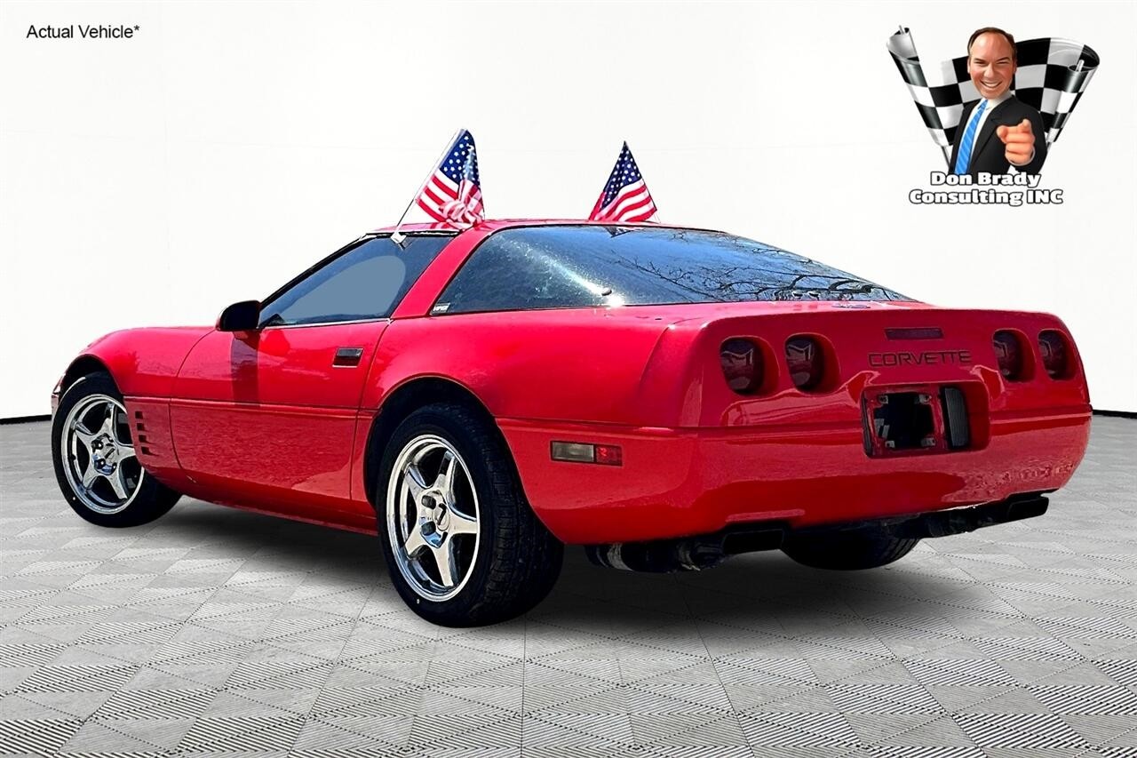 Chevrolet-Corvette-1994-Hatchback-9