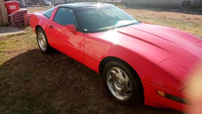 Chevrolet-Corvette-1994-Red-1