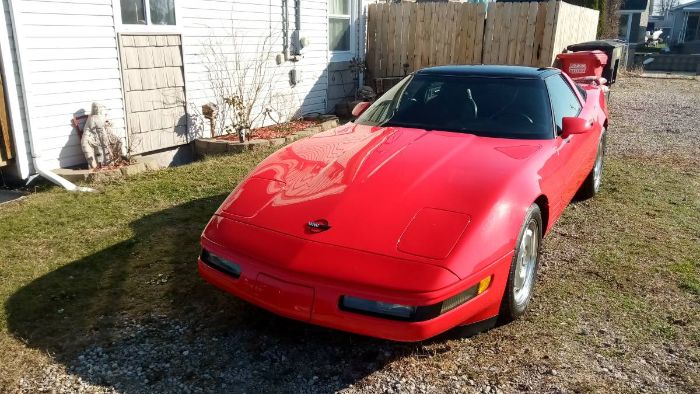 Chevrolet-Corvette-1994-Red