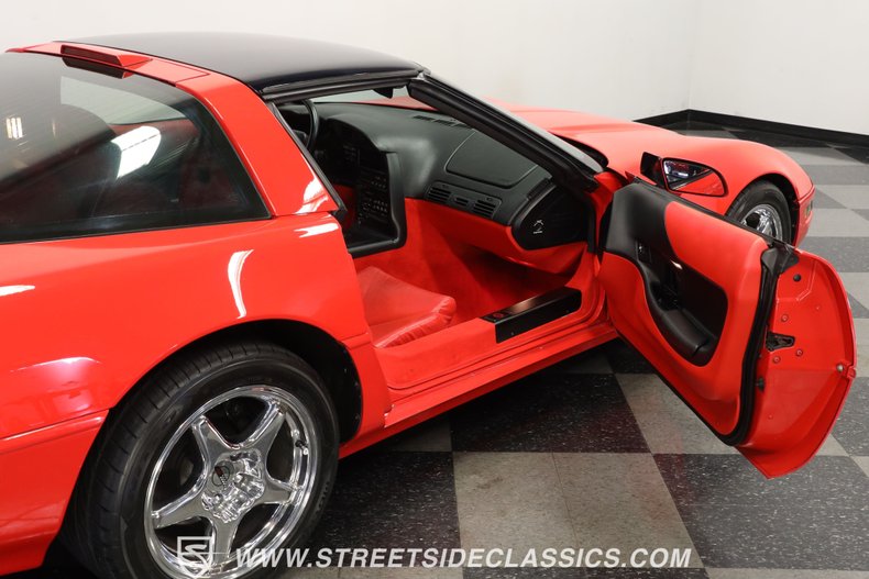 Chevrolet-Corvette-1994-Torch-Red-Red-12