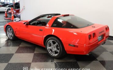 Chevrolet-Corvette-1994-Torch-Red-Red-2