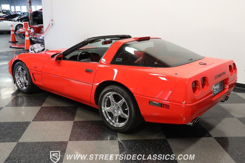 Chevrolet-Corvette-1994-Torch-Red-Red-2