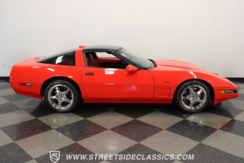 Chevrolet-Corvette-1994-Torch-Red-Red-22