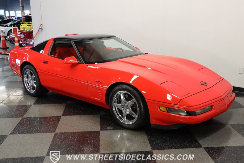 Chevrolet-Corvette-1994-Torch-Red-Red-23