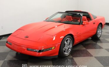 Chevrolet-Corvette-1994-Torch-Red-Red-27