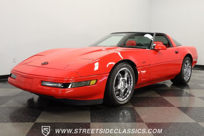 Chevrolet-Corvette-1994-Torch-Red-Red-30