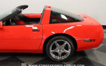 Chevrolet-Corvette-1994-Torch-Red-Red-33