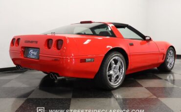 Chevrolet-Corvette-1994-Torch-Red-Red-35