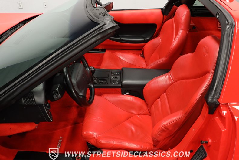 Chevrolet-Corvette-1994-Torch-Red-Red-41