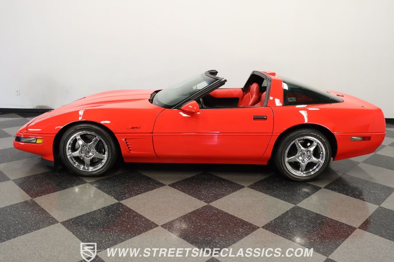 Chevrolet-Corvette-1994-Torch-Red-Red