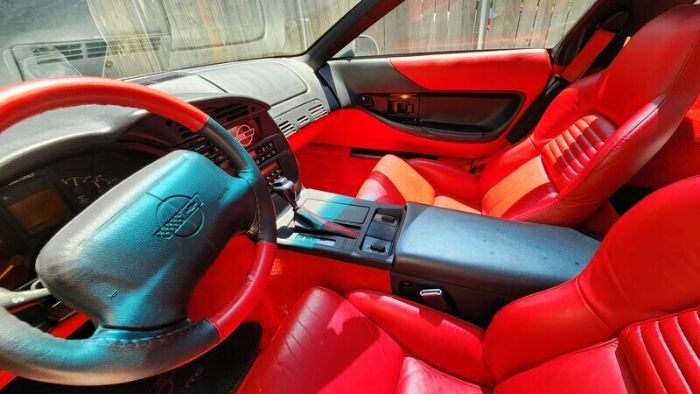 Chevrolet-Corvette-1994-White-Red-Leather-12