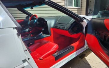 Chevrolet-Corvette-1994-White-Red-Leather-8