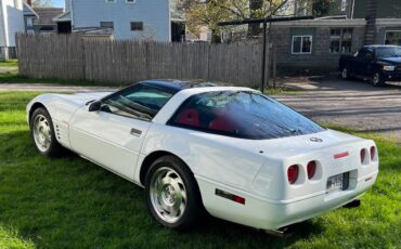 Chevrolet-Corvette-1994-white-9
