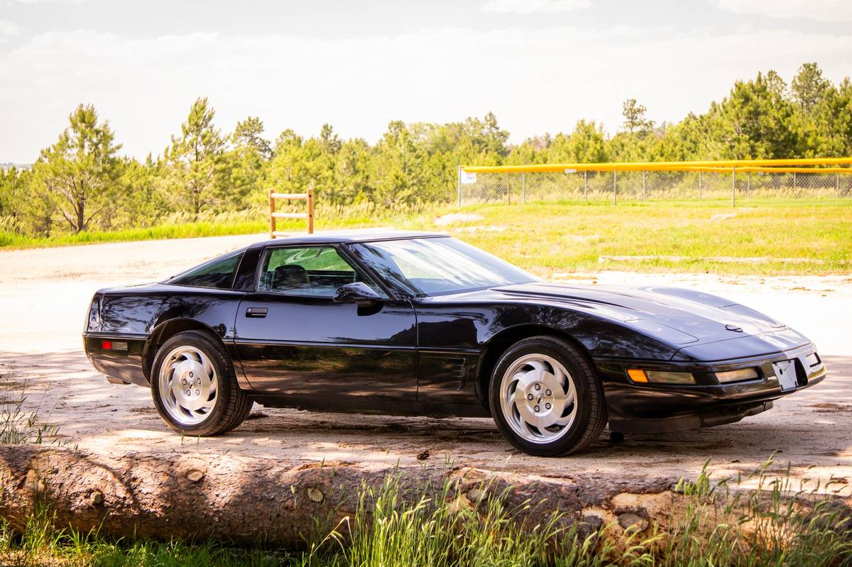 Chevrolet-Corvette-1995-1