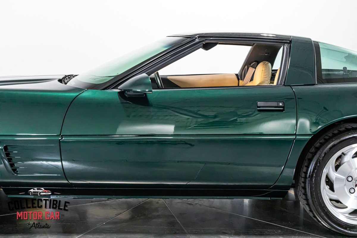 Chevrolet-Corvette-1995-33