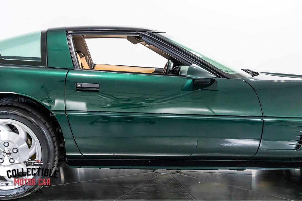 Chevrolet-Corvette-1995-36