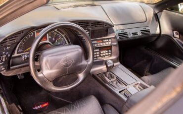 Chevrolet-Corvette-1995-6