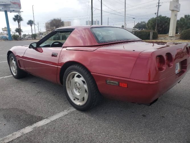 Chevrolet-Corvette-1995-6