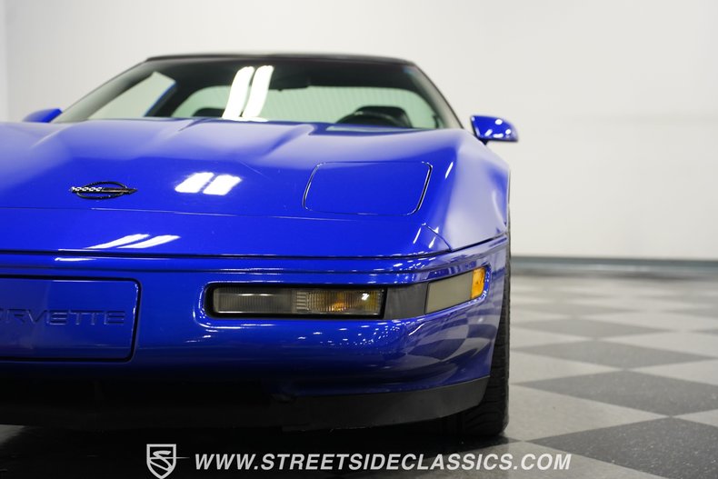 Chevrolet-Corvette-1995-Admiral-Blue-Black-28