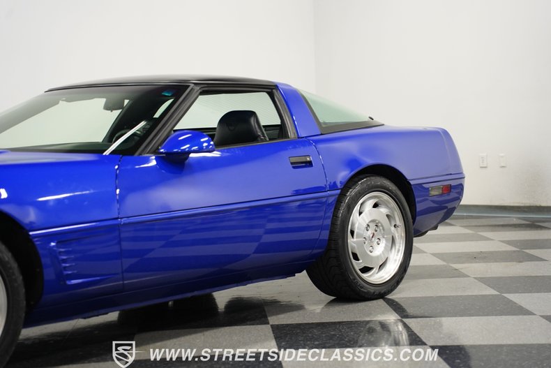 Chevrolet-Corvette-1995-Admiral-Blue-Black-30