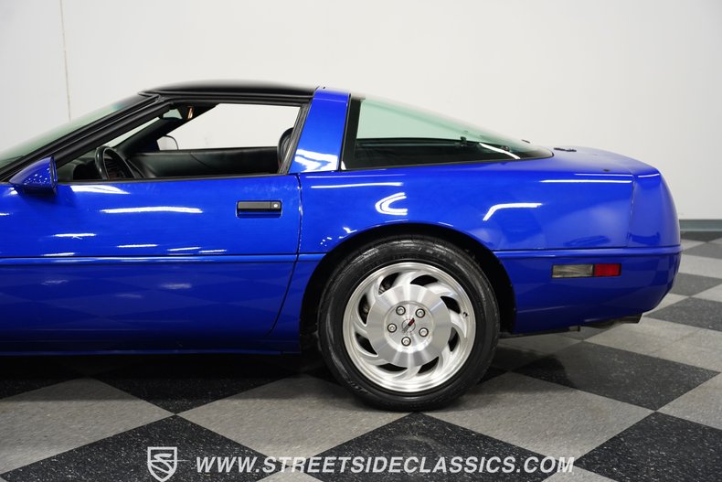 Chevrolet-Corvette-1995-Admiral-Blue-Black-32