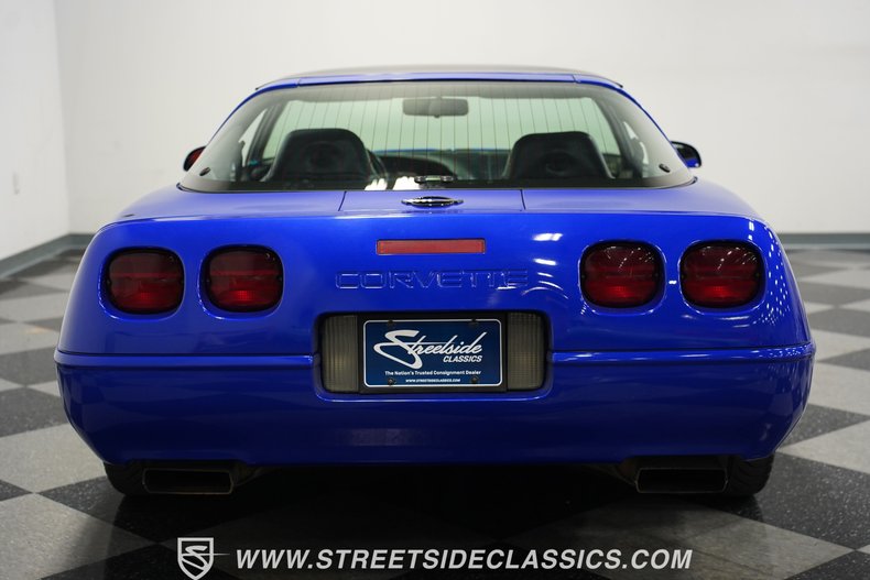 Chevrolet-Corvette-1995-Admiral-Blue-Black-33