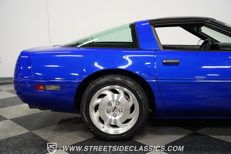 Chevrolet-Corvette-1995-Admiral-Blue-Black-37