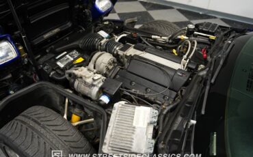 Chevrolet-Corvette-1995-Admiral-Blue-Black-40