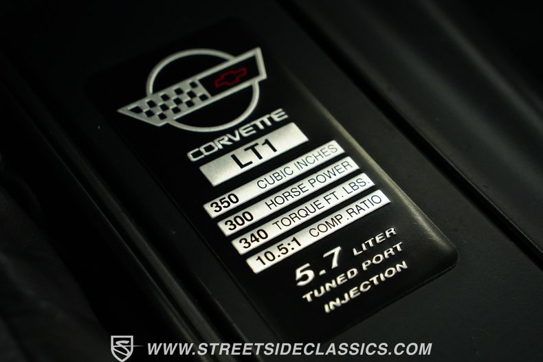 Chevrolet-Corvette-1995-Admiral-Blue-Black-44