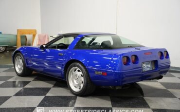 Chevrolet-Corvette-1995-Admiral-Blue-Black-6