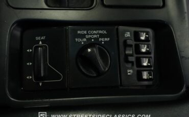 Chevrolet-Corvette-1995-Admiral-Blue-Black-8
