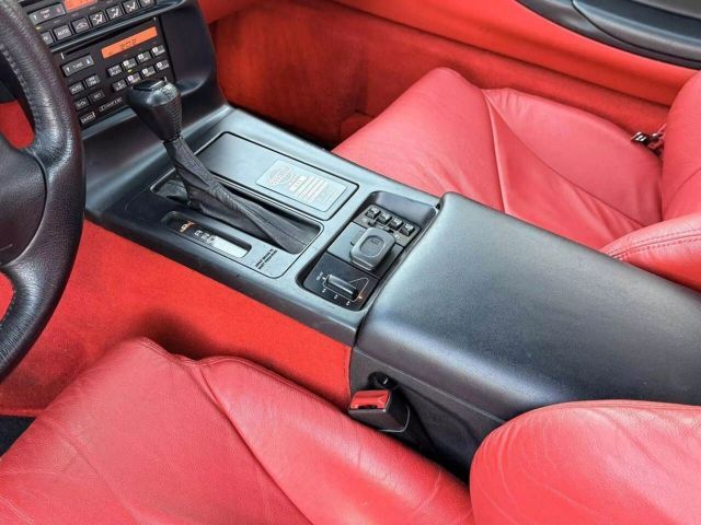 Chevrolet-Corvette-1995-Convertible-13