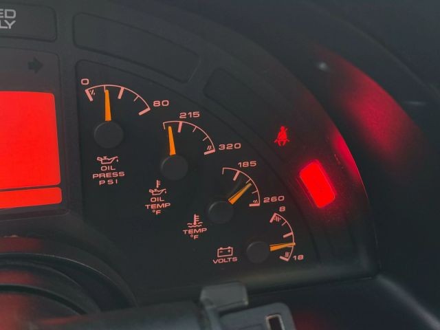 Chevrolet-Corvette-1995-Convertible-14