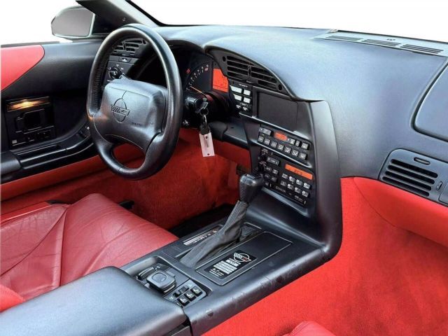 Chevrolet-Corvette-1995-Convertible-16
